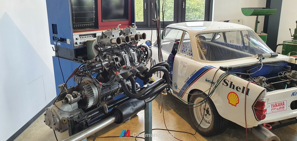 BMW 700 Racing im Zylinderhaus